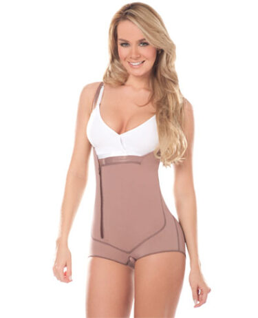 Girdle With Wide Suspenders, High Back and Front Panel To The Knee (11175)